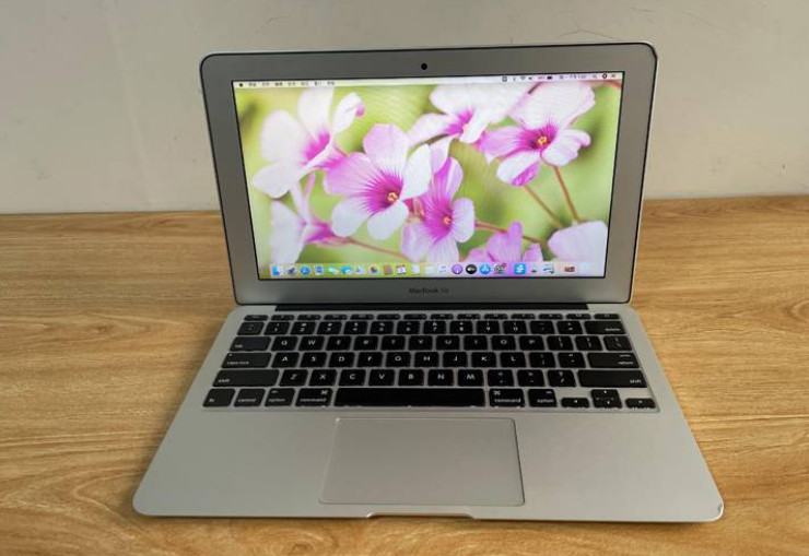 苹果MacBook air(md711A)超薄笔记