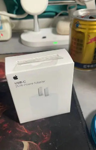 全新未拆封苹果20W充电器